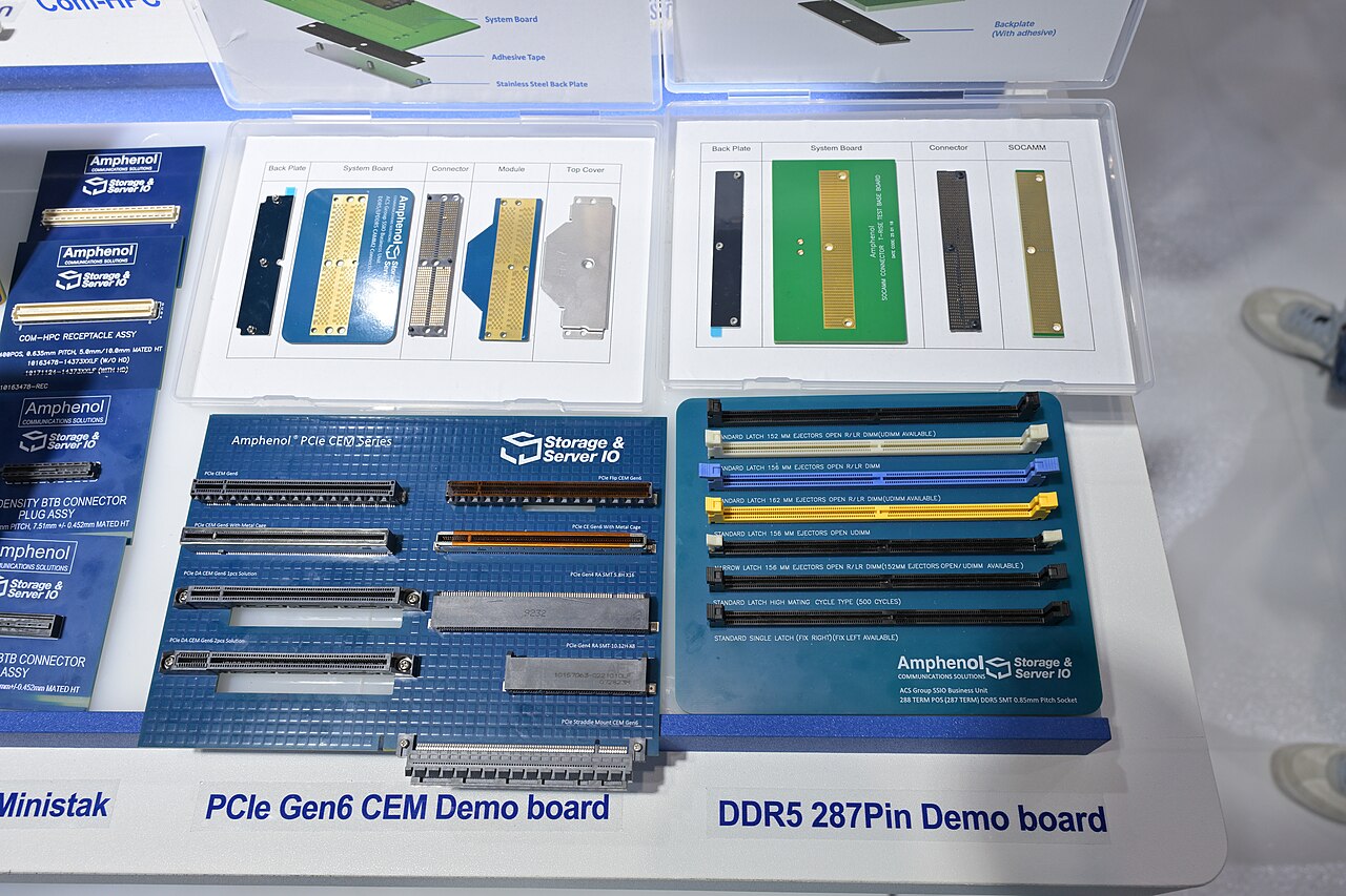 Konektor DDR5 dan CAMM di pameran Computex 2025