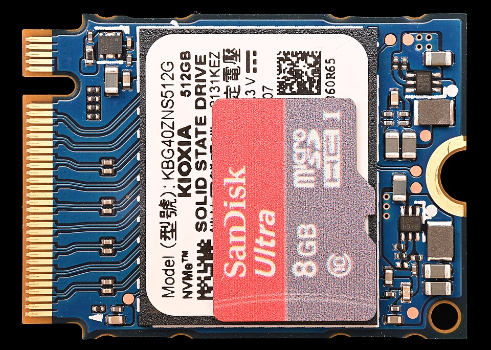 SSD M.2 NVMe, teknologi penyimpanan flash seperti yang dipakai iPhone